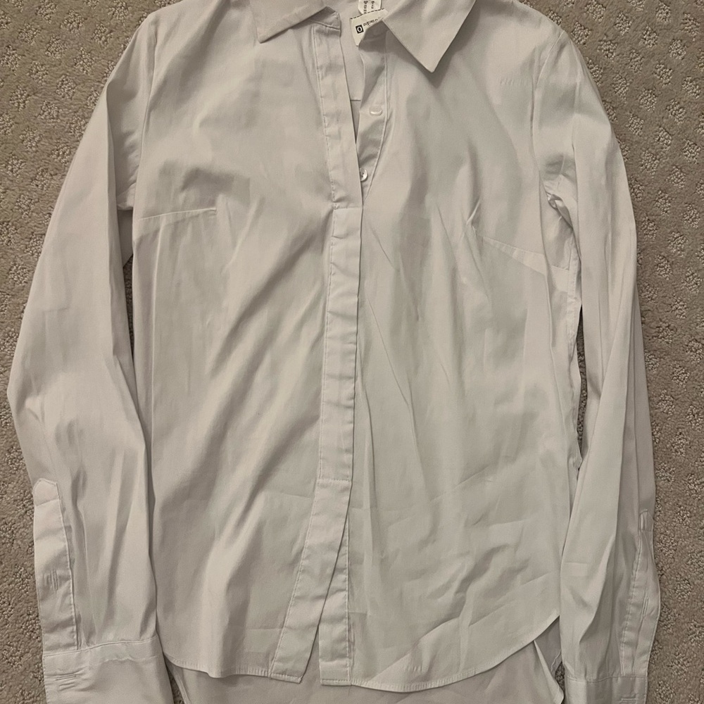 SPANX Poplin Fitted Button-Down Shirt